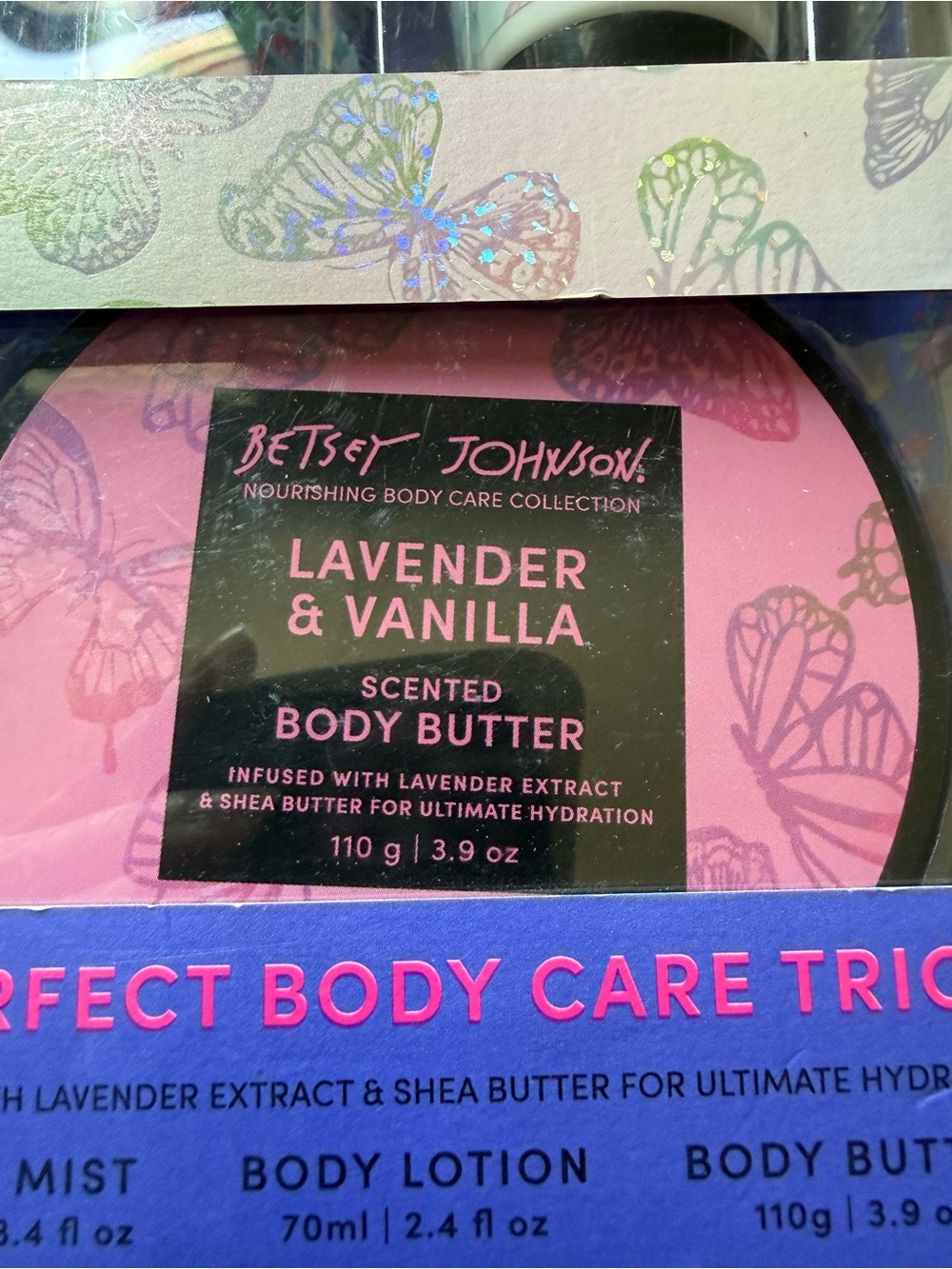 Betsey Johnson Lavender & Vanilla Body Care Trio - Pink, Purple, Green SOLD - Picture 4 of 7